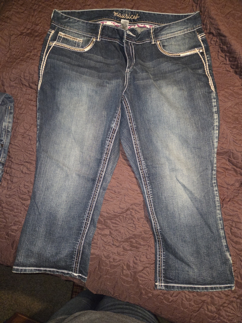 Maurices Dark Blue Cropped Capri Jeans with Contrast Stitching